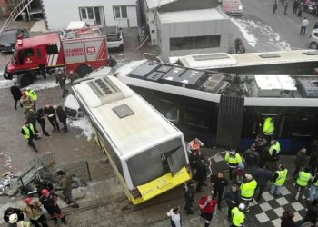 Alibeyköy'de tramvayın çarptığı otobüsün şoförü serbest bırakıldı