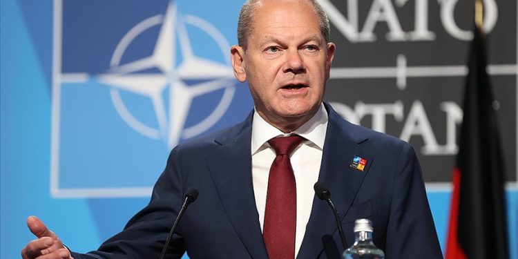 Almanya Başbakanı Olaf Scholz, Ukrayna’da süren savaşta Rusya’nın nükleer silah kullanma riskinin, “şu an için zayıfladığını” söyledi.