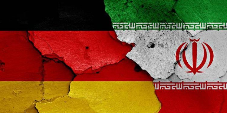 Almanya, İran’a ihracata yönelik kredi ve yatırım garantilerini askıya aldı