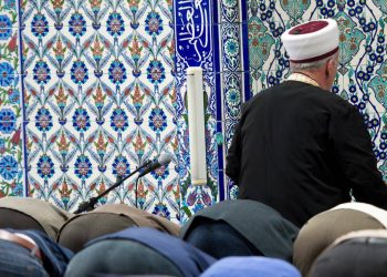 Almanya Türkiye'den imam gönderilmesine son verecek