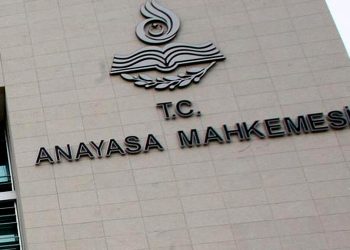 Anayasa Mahkemesi: Gizli kaydedilmiş ses kaydı delil olamaz