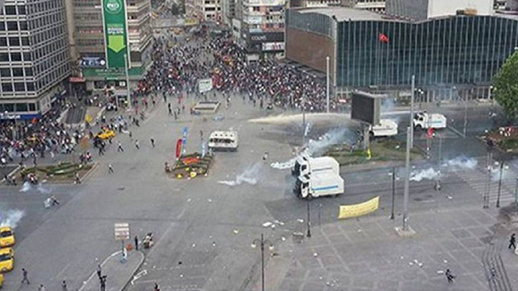 Ankara'daki 26 sanıklı Gezi davası ertelendi