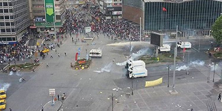 Ankara'daki 26 sanıklı Gezi davası ertelendi