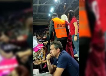 Antalya'daki Dünya Kadınlar Voleybol Şampiyonası'nın final maçında, İran protestosu: Görevliler engel oldu