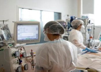 Anüsüne top mermisi sıkışan 88 yaşındaki adam nedeniyle hastane tahliye edildi