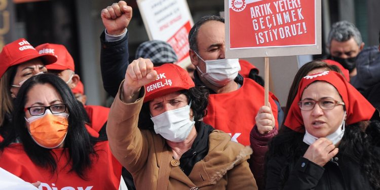 Asgari ücreti Erdoğan ve işveren açıklayacak: Türk-İş toplantıya katılmıyor