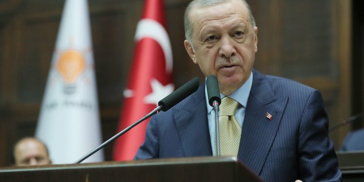 Asgari ücrette son gelişme: Erdoğan, Bakan Bilgin’le konuşuyor