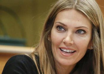 Avrupa Parlamentosu Başkan Yardımcısı Eva Kaili gözaltına alındı