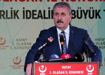 BBP lideri Destici: İmamoğlu’na verilecek olası siyasi yasak ‘orantısız’ olur