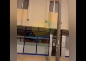 BİM hedefte: Gece yarısı market camlarını kırıp, ‘Devlet Baba’ yazdılar