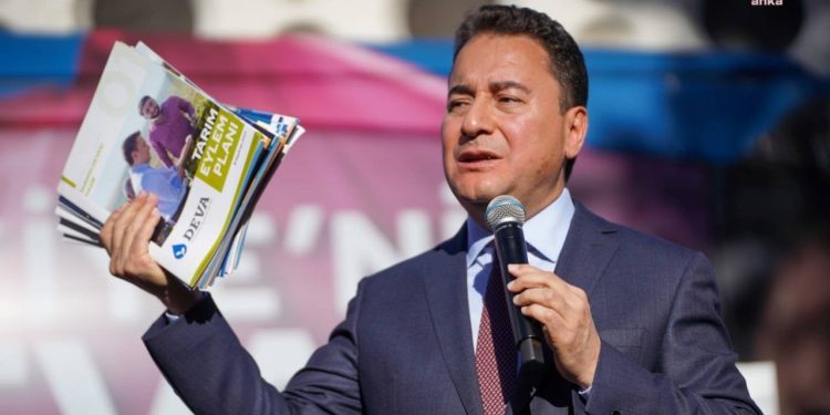 Babacan: Kürt sorununda çözüm eşit vatandaşlıktan geçiyor