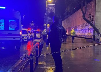 Bağdat Caddesi'nde hız yapan aracın çarptığı yaya öldü