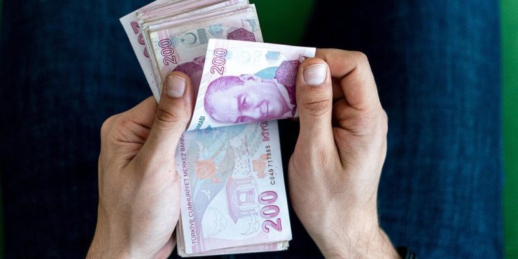 Bakan Bilgin, memur ve emekliye yüzde 50 zamma kapıyı kapattı