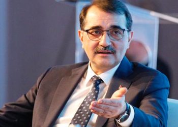 Bakan Dönmez: Yılbaşında elektrik ve doğalgaza zam yok