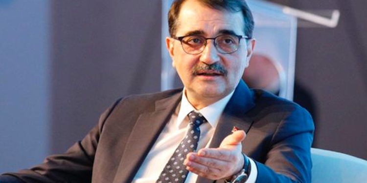 Bakan Dönmez: Yılbaşında elektrik ve doğalgaza zam yok