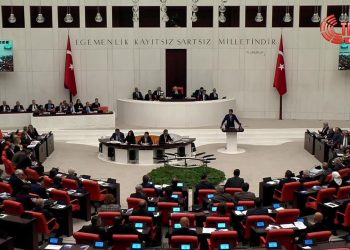Bakan Kurum: 2023 yılında poşet fiyatında artışa gidilmeyecek