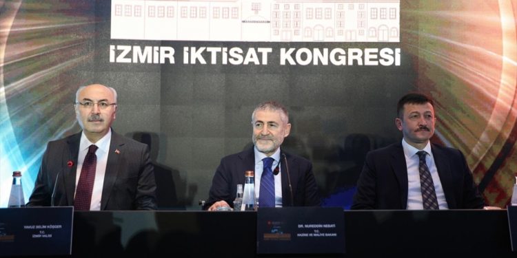 Bakan Nebati: Enflasyonun boynunu kırdık