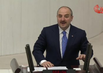 Bakan Varank, ‘Akrabalarım üzerinden iftira atmaya çalışıyorlar’ dedi, Özgür Özel ‘Pişkinliğe vardırıyorsunuz işi' dedi