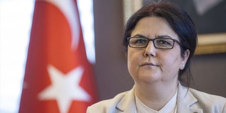 Bakan Yanık'a göre çocuk istismarı vakaları siyasetin konusu değilmiş