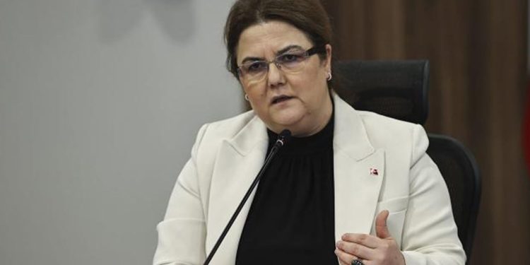 Bakan Yanık'tan istismar açıklaması: Bakanlık olarak işimiz, mağdura barınma ve bakım hizmeti vermektir