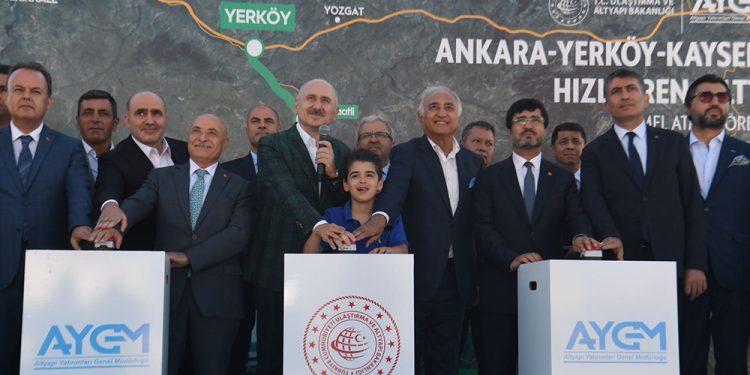 Bakanlık, 17 milyar TL’lik ihaleyi bir yıl boyunca gizlemiş
