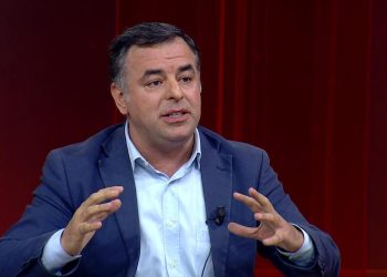 Barış Yarkadaş: CHP ve İyi Parti kontenjanından atanan HSK üyeleri neden susar?