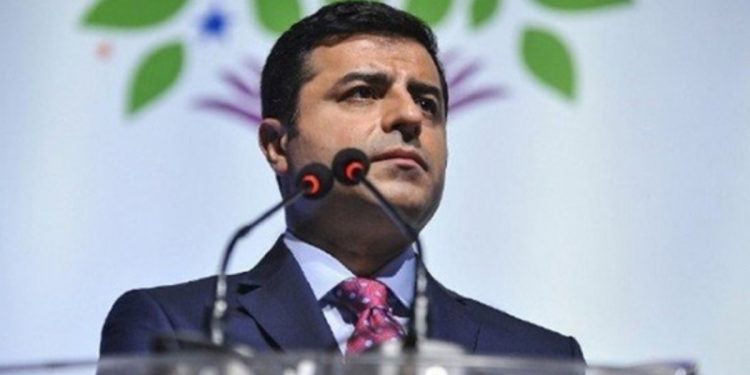 Başak Demirtaş, eşi Demirtaş’ın son Meclis konuşmasını paylaştı