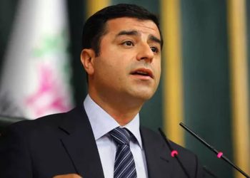 Başak Demirtaş, eşinin son Meclis konuşmasını paylaştı: ‘Şu faşist bloğa mecbur muyuz?’