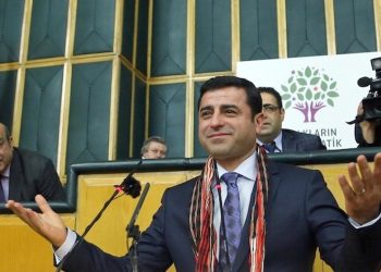 Başak Demirtaş paylaştı, Selahattin Demirtaş retweet etti: Tutuklanmadan üç gün önce söyledikleri...