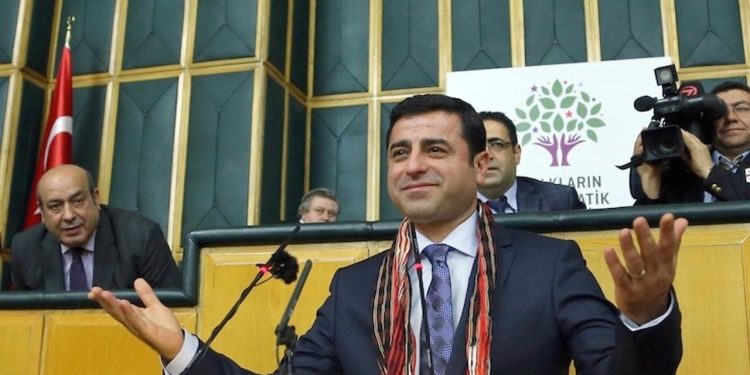 Başak Demirtaş paylaştı, Selahattin Demirtaş retweet etti: Tutuklanmadan üç gün önce söyledikleri...