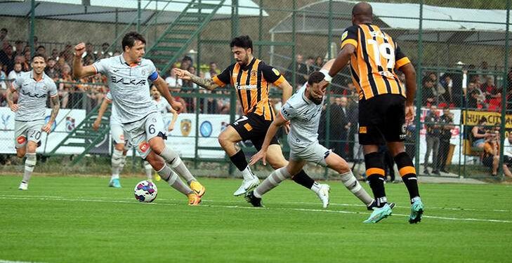 Başakşehir-Hull City maçında kazanan yok