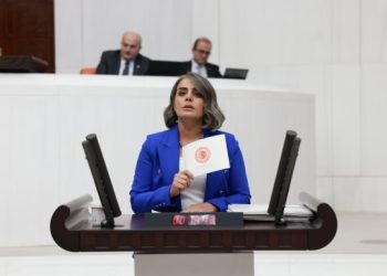 Başaran: Cehenneme çevirdiğiniz ülkeyi kadınlar yaşanılır hale getirecek