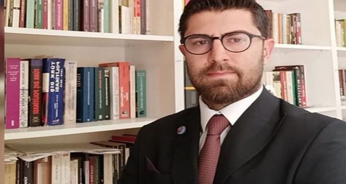 Bıçaklı saldırıya uğrayan akademisyene kınama cezası