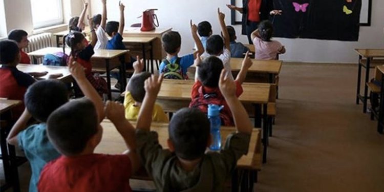 Bingöl’deki cinsiyetçi uygulamayı Meclis gündeminde: ‘Okul müdürü karma eğitime son vererek neyi hedeflemiştir?’