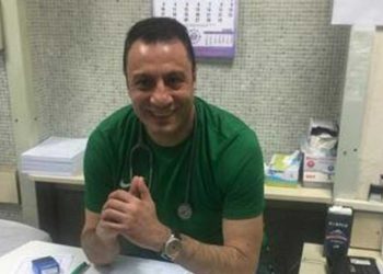 Bir günde 973 hastaya bakan iki doktordan biri kalp krizi geçirdi