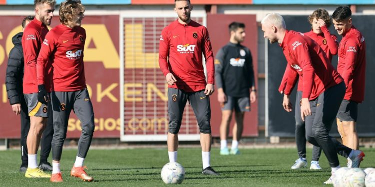 Bir süredir takımdan ayrıydı: Galatasaray'da mutlu haber!