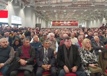 Büyük Alevi Kurultayı: 'Laik ve Demokratik Türkiye' şiarıyla buluştular