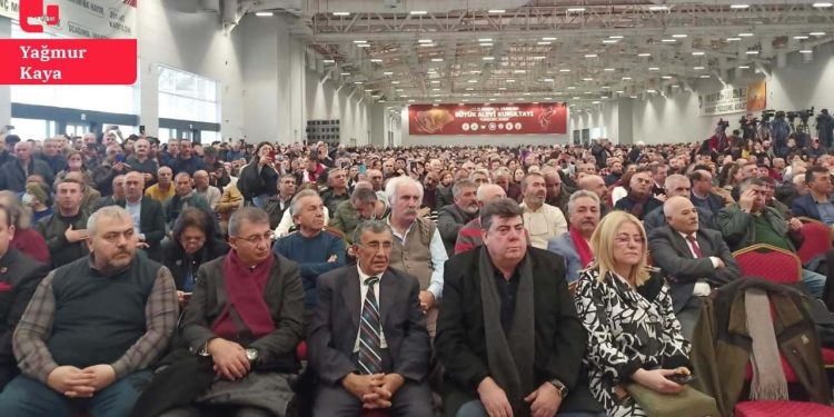 Büyük Alevi Kurultayı: 'Laik ve Demokratik Türkiye' şiarıyla buluştular