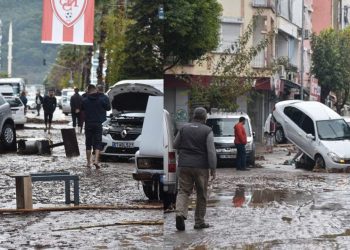 CHP ve İYİ Parti heyeti selin yaşandığı Antalya'ya gidiyor