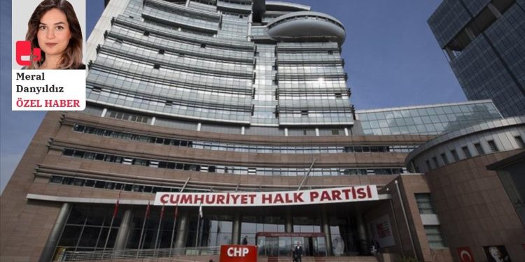 CHP'de adaylık yarışı: Pek çok isim yarın istifa edecek