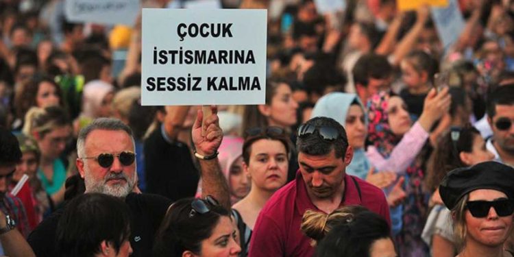 CHP'den çocuğa karşı cinsel istismara karşı Meclis araştırması teklifi