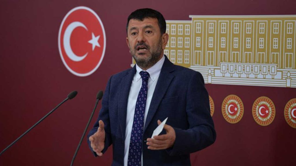 CHP'li Ağababa:  İktidar EYT meselesinin çözümü için yan çizmeye başladı