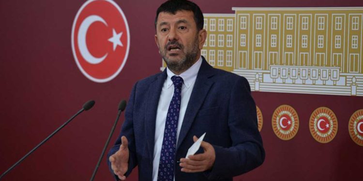 CHP'li Ağababa:  İktidar EYT meselesinin çözümü için yan çizmeye başladı