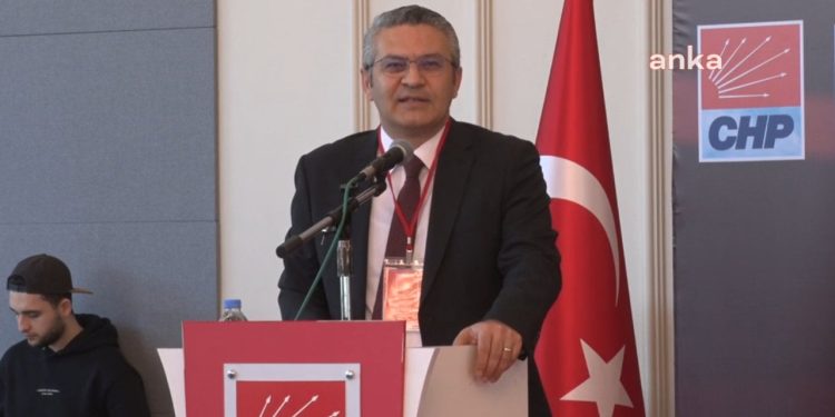 CHP'li Oğuz Kaan Salıcı'dan İmamoğlu tepkisi: Fotoroman Süleyman algı operasyonlarına devam edecek