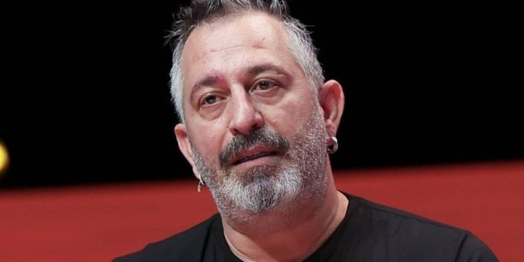 Cem Yılmaz'dan İmamoğlu kararı sonrası tweet: Kalkınma süperdi, Adalet zaten...