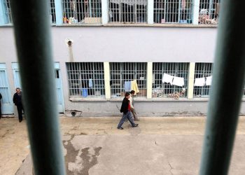 Cezaevi yemek bedeli 1 günde iptal edildi!