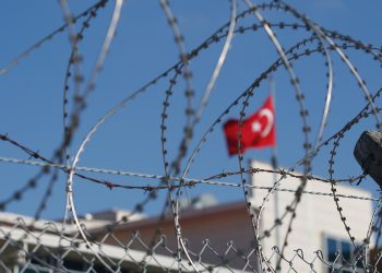 Cezaevlerinde hasta mahpuslar neden yaşanıyor?