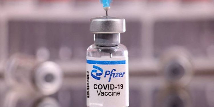 Çin, Pfizer'ın Covid-19 ilacının internetten satışına izin verdi
