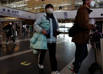 Çin sınırları açtı, ülkeler birbiri ardına test zorunluluğunu devreye sokuyor