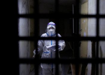 Çin'de artan vakalara rağmen Covid-19 kısıtlamaları daha da gevşiyor